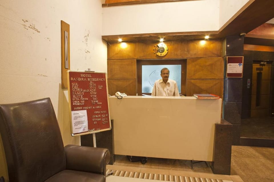 Hotel Bandra Residency 250m from Railway Station Hotel in Mumbai