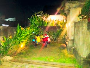 Spacious Private Tropical Garden Pool Villa Canggu Vacation rental in North Kuta