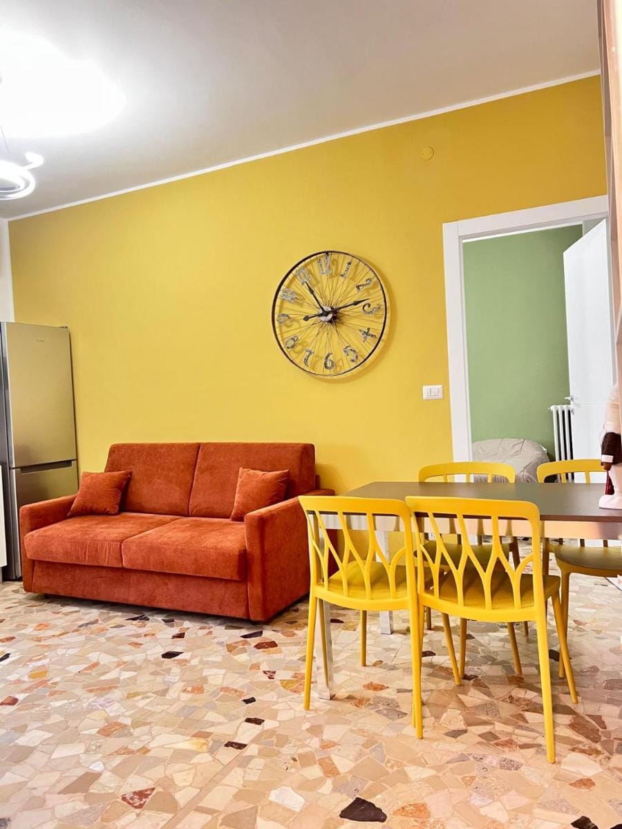 Bright Romolo House Vacation rental in Milan