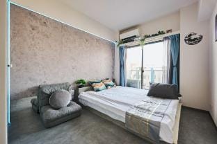 4 min to Shinjuku Cyber Room. Queen bed, sofa bed. Vacation rental in Japan