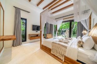 HutanVilla-Relax in Nature: Chic Villa w/ Pool Villa in Ubud