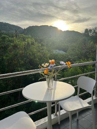 Nomad Stay-Bunk Bed in Mixed Dormitory Room Vacation rental in Ko Samui