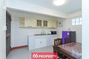 Peaceful 4BR Family Home, Nimman & Old City Area Vacation rental in Chiang Mai