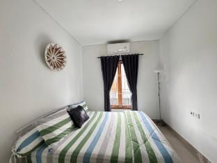 House Of Allona With Ricefield View Vacation rental in Kuta