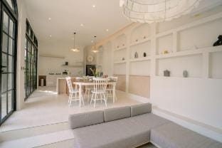 SOOJIWA VILLA by Taman Bali Villa in North Kuta