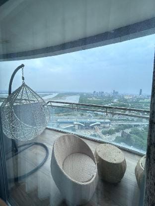 Skyline Studio Noida |at supernova Vacation rental in Noida