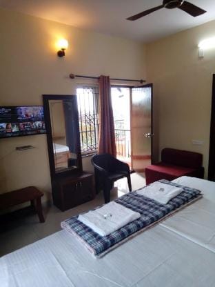 201-New Hill Valley Familystay-balcony-view-WiFi Vacation rental in Madikeri