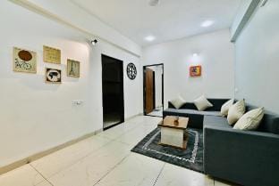 1BHK apartment in the heart of Indore, posh area Vacation rental in India