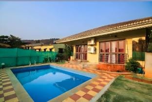 Opera House Lonavala | 3BHK Pool Stay | ScenicView Villa in Lonavla