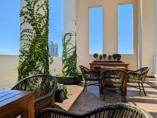 One Bedroom Luxury Apartment at heart of Colombo Apartment in Colombo