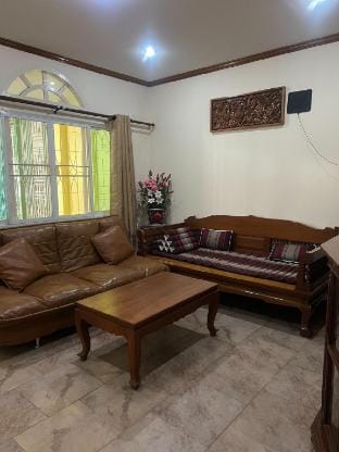 2 Bed Pet friendly Nimman 11 Vacation rental in Chiang Mai