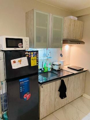 Monarch Park Suites Balmoral Vacation rental in Pasay