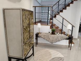 City Loft Ekkamai 3BR | Bangkok VVBKK89 Vacation rental in Bangkok