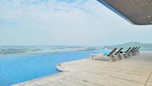 Luxury Studio ALa Carte| beachfront|netflix Vacation rental in Laos