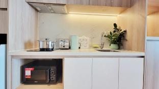 Spacious Beachfront Ha Long Bay Studio|Sky Pool Vacation rental in Laos