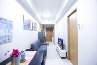 Apartment near MOA & Airport Vacation rental in Pasay