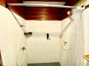 Pondok Virosa 2 Mezzanine Forest & Farm byDamaresa Vacation rental in West Java
