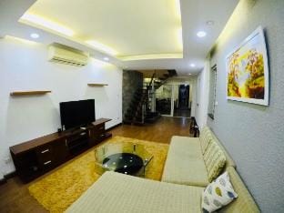 Duplex apartment 2 bedrooms Hai Ba Trung Vacation rental in Hanoi