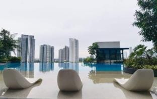 Elysia Couple Cozy Comfort Studio Netflix BySTAY Vacation rental in Johor