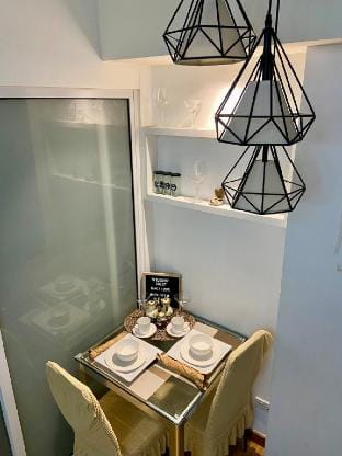 City Meets Sea-Azure Beachfront Vacation rental in Paranaque