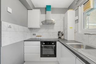 Modern 2-Bed Flat with Balcony in Central London Apartment in London Borough of Southwark