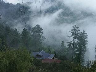 The Mud & Deodar Retreat Vacation rental in Himachal Pradesh