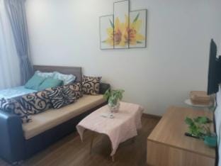 Căn hộ Studio S2.12A, Sky Oasis, Ecopark Apartment in Laos