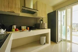 Phuket Avenue in Phuket old town Vacation rental in Wichit