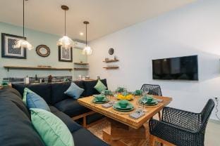 Svasti - Beach 6 Min | 3BR Riverside w/ Pool Vacation rental in North Kuta