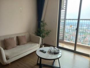 Căn 2 phòng ngủ S3.18A, Sky Oasis, Ecopark  Apartment in Laos