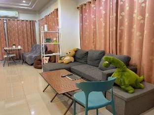 Comfy house in the center of Khon Kaen Vacation rental in Laos