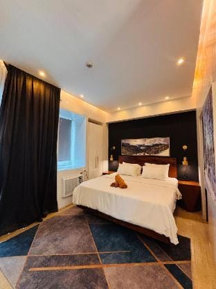 * * 12 Poolside Paradise Suite Vacation rental in Iloilo City