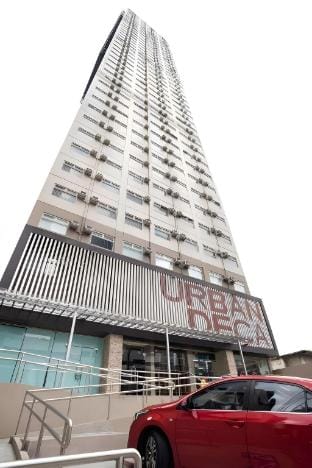 Urban Deca Tower Condotel / Staycation Vacation rental in Mandaluyong