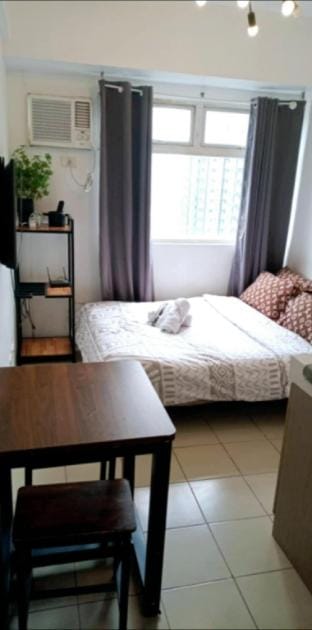 Urban Deca Tower Condotel / Staycation Vacation rental in Mandaluyong