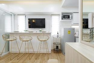 Stylish 1BR @ Air Res Makati Vacation rental in Makati