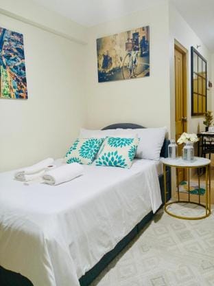 Oceanfront Condo in Dumaguete City - Perfect Getaway Apartment in Dumaguete