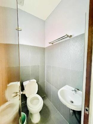 Cozy room in Mahinog (R2) Vacation rental in Northern Mindanao