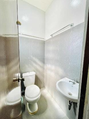 Cozy room in Mahinog (R3) Vacation rental in Northern Mindanao