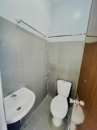 Cozy room for two in Mahinog (R6) Vacation rental in Northern Mindanao