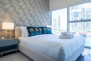 Exceptional 3bedroom with incredible view in Dubai Marina Apartment in Dubai