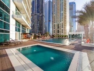 Sophisticated 1-Bedroom With Skyscrapers View at Botanica Tower Apartment in Dubai