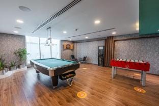 Lovely 1-Bedroom Apartment Perfect for 4  in JLT Apartment in Dubai