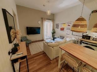 Cozy 1-Bedroom Apartment in Summer Residences  JVC Apartment in Dubai