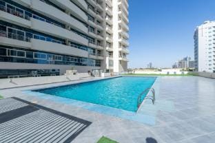 Calm Studio Apartment Right by the Golf Courses in Sports City Apartment in Dubai