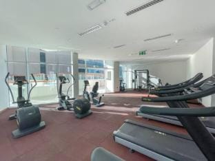 Cozy Studio Apartment Perfect for 4  in Business Bay Apartment in Dubai