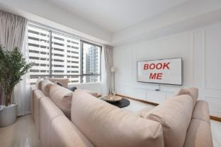 Spacious 1BR Haven for 2 in Al Barsha Apartment in Dubai