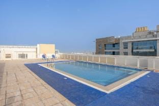 Spacious 1BR Haven for 2 in Al Barsha Apartment in Dubai