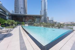 Cozy 2-Bedroom Apartment Perfect for Family  in Downtown with Burj Khalifa Views Apartment in Dubai