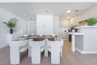 Sky Garden s Magnificent 1 Bedroom Apartment Perfect for 4 Apartment in Dubai