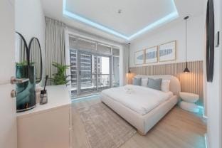 Dubai Marina Apartment Sleeps 4 with Balcony Apartment in Dubai